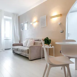 Appartamento Joivy Vibrant Flat For 4 Near Parks, In Navigli
